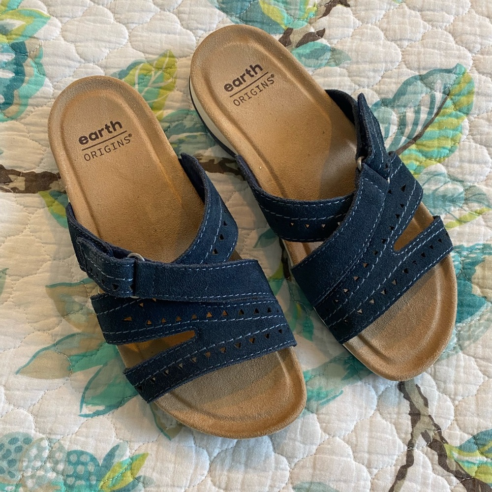 EARTH ORIGINS Etsuella Blue Suede Sandal. Real Leather Upper. Comfy & Pretty!🤩